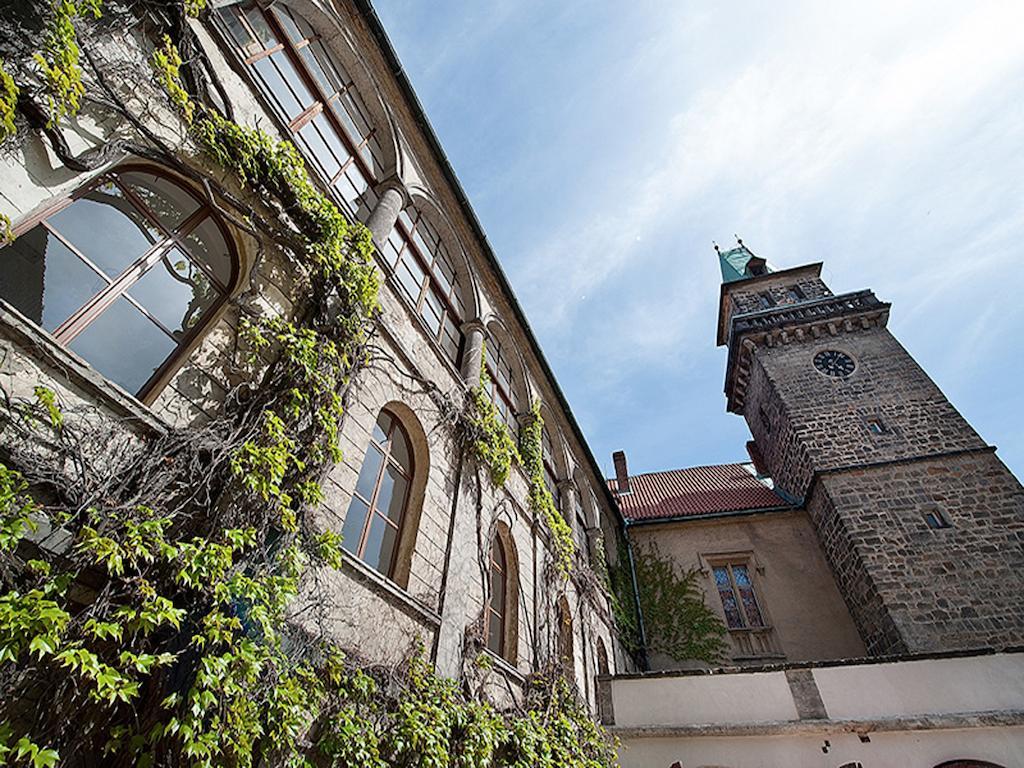 Ea Zamecky Hotel Hrubá Skála Exterior foto